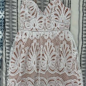 Elegant White Lace Dress